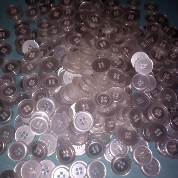 Designer Buttons - Picture 11 of 15